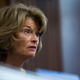 Illustration for article titled Sen. Lisa Murkowski Is Reportedly Iffy on How Mitch McConnell's Handling Impeachment